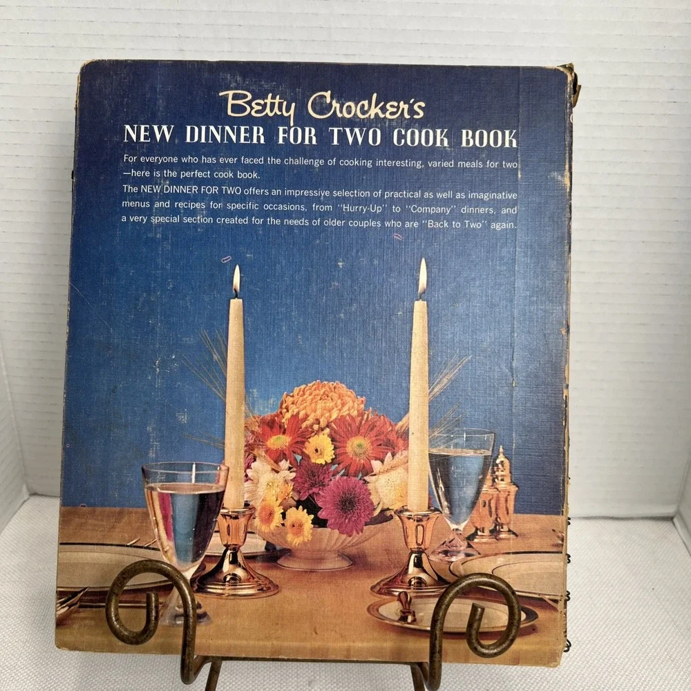 Betty Crocker's New Dinner for Two Cook Book Betty Crocker First Edition 1964